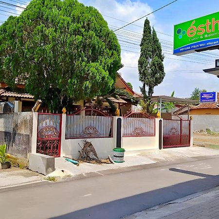 Penginapan Prambanan Trisan Randugunting Exteriér fotografie